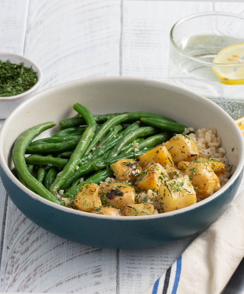 Cooked green beans with potatoes