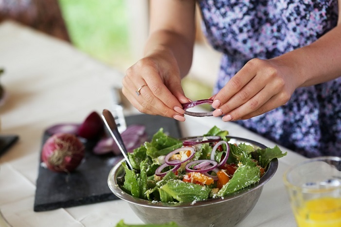 Relieve Menopause Symptoms with a Plant-Based Diet