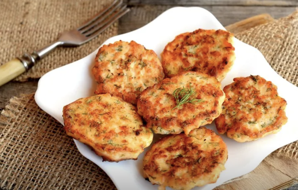 These crispy salmon patties will taste like they're fried, but are still keto friendly.